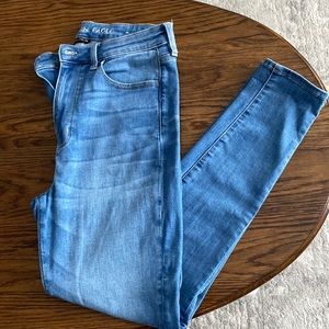 American Eagle high rise jegging. Size 12